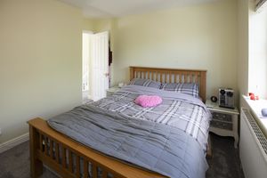 Bedroom- click for photo gallery